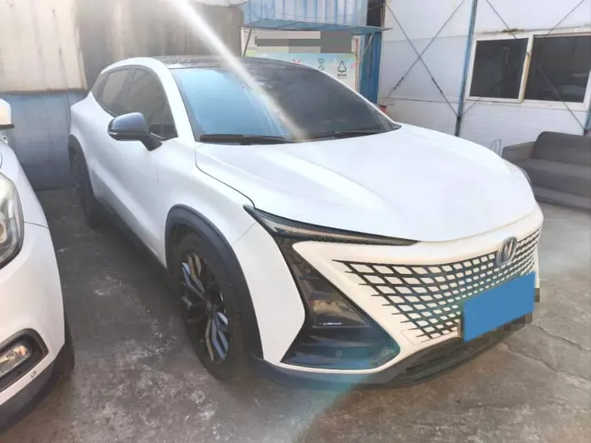 2022 ChangAn UNI-T 2.0T 233HP L4 8AT,autocango,china used car exporter,china ev exporter,chinese used car exporter,chinese used ev exporter