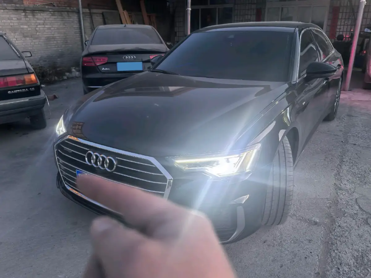 2021 Audi A6L 2.0T 224HP L4 7DCT