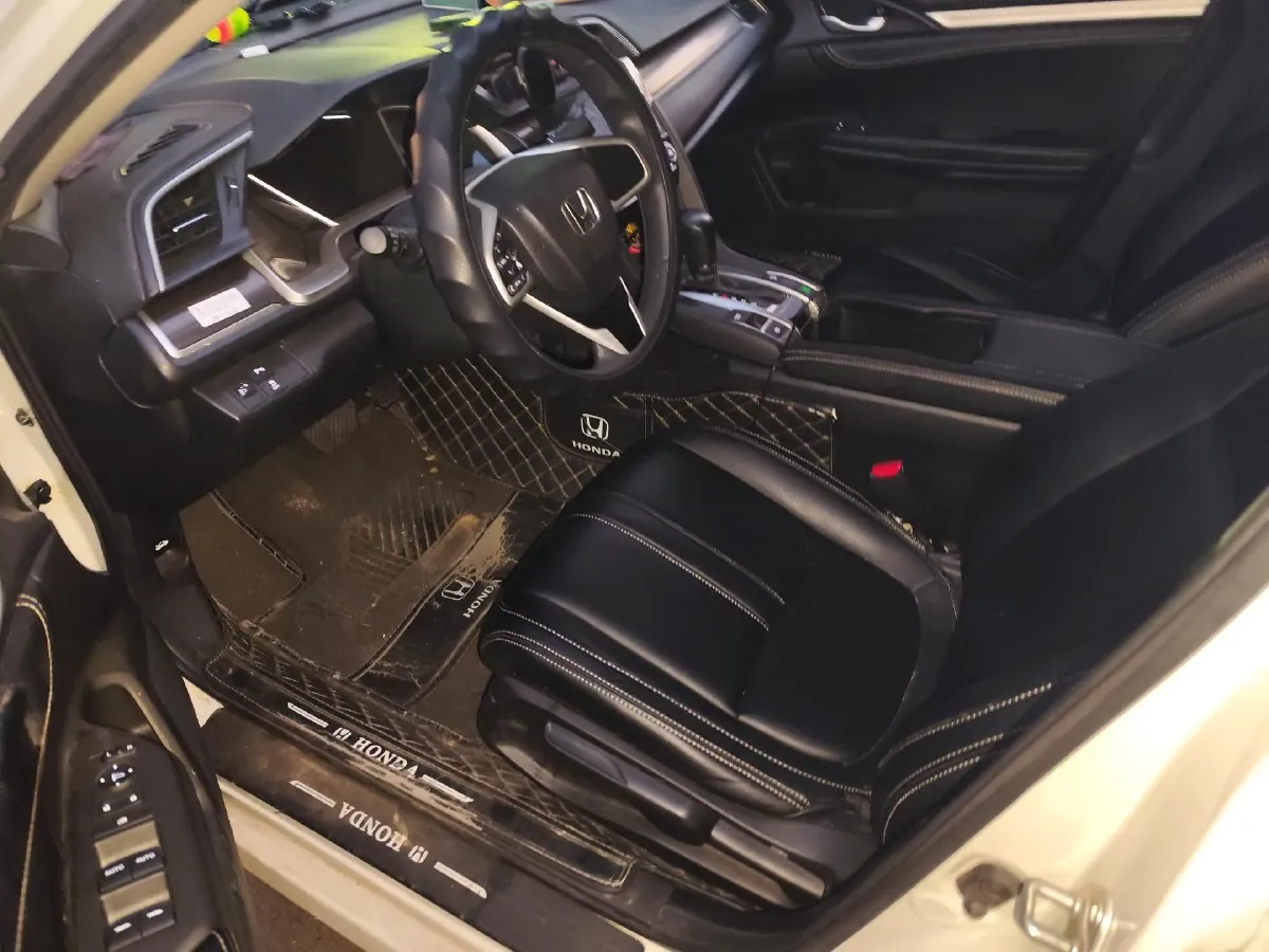 2019 Honda Civic 1.5T 177HP L4 CVT,autocango,china used car exporter,china ev exporter,chinese used car exporter,chinese used ev exporter