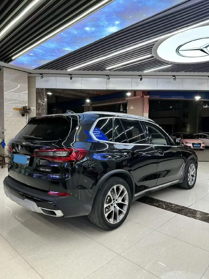 2020 BMW X5 2.0T 265HP L4 8AT,autocango,china used car exporter,china ev exporter,chinese used car exporter,chinese used ev exporter
