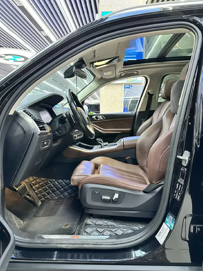 2020 BMW X5 2.0T 265HP L4 8AT,autocango,china used car exporter,china ev exporter,chinese used car exporter,chinese used ev exporter