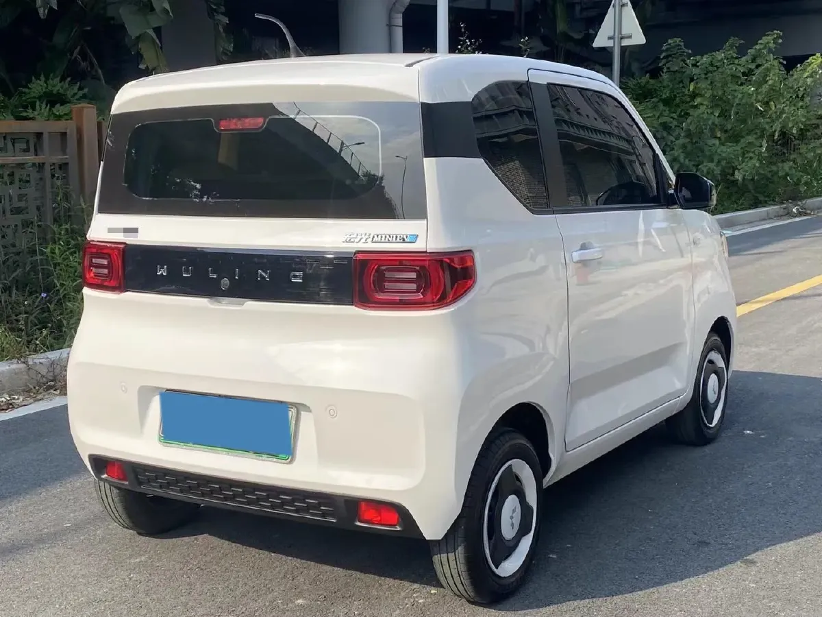 2022 WuLing HongGuang MINI EV BEV 9KWH,autocango,china used car exporter,china ev exporter,chinese used car exporter,chinese used ev exporter