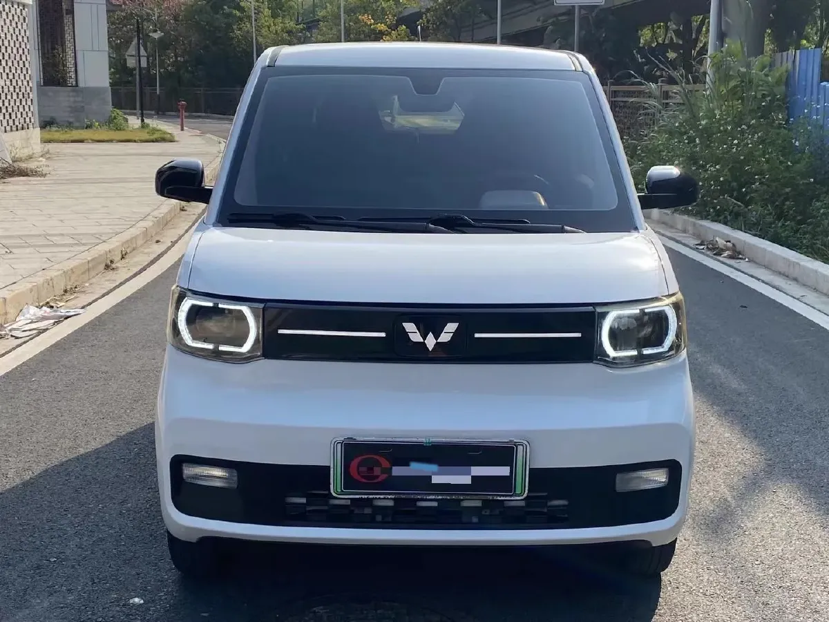 2022 WuLing HongGuang MINI EV BEV 9KWH,autocango,china used car exporter,china ev exporter,chinese used car exporter,chinese used ev exporter