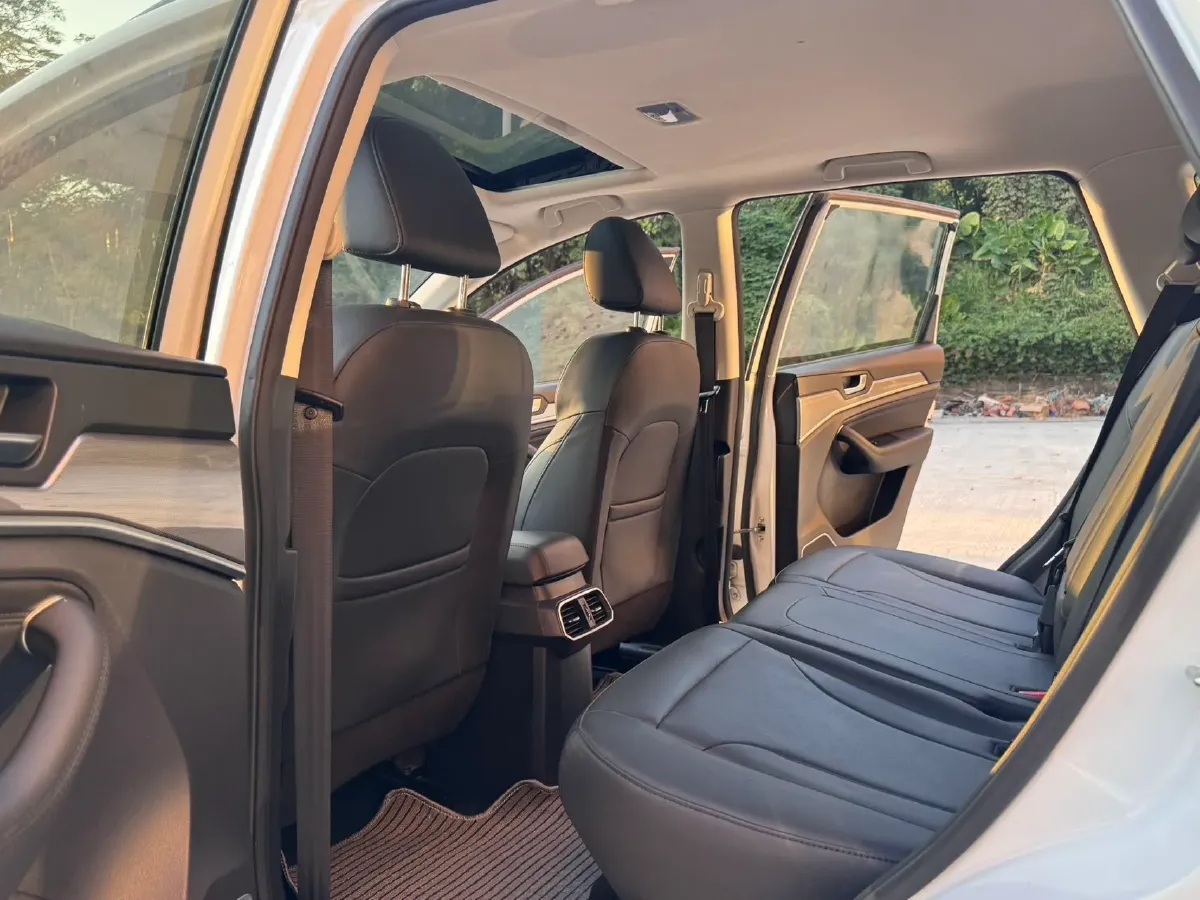 2018 Haval H6 1.5T 150HP L4 7DCT,autocango,china used car exporter,china ev exporter,chinese used car exporter,chinese used ev exporter