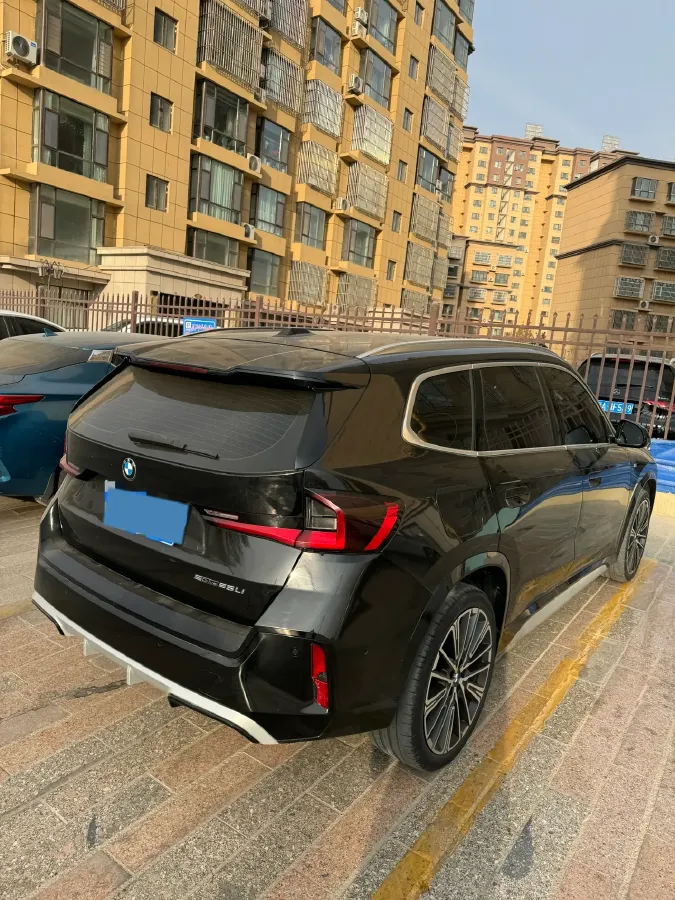 2024 BMW X1 2.0T 204HP L4 7DCT,autocango,china used car exporter,china ev exporter,chinese used car exporter,chinese used ev exporter