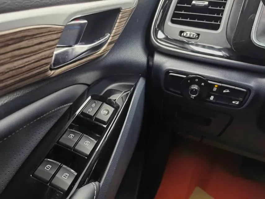 2021 GAC Trumpchi M8 2.0T 252HP L4 8AT,autocango,china used car exporter,china ev exporter,chinese used car exporter,chinese used ev exporter