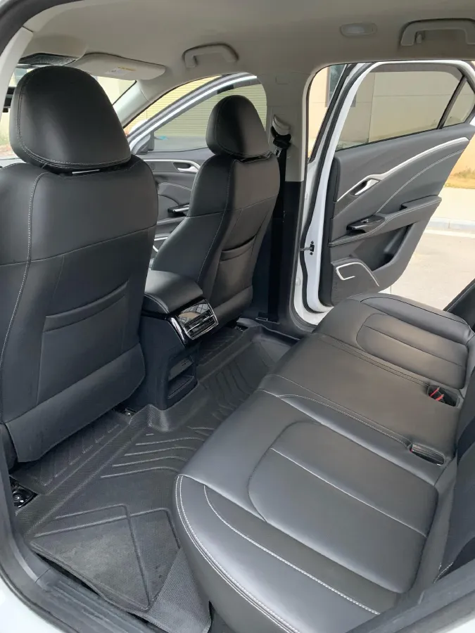 2022 MAXUS D60 1.5T 169HP L4 7DCT,autocango,china used car exporter,china ev exporter,chinese used car exporter,chinese used ev exporter