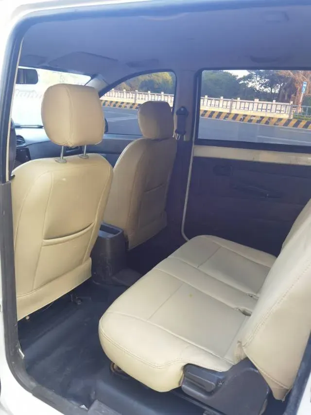 2015 WuLing HongGuang 1.5L 112HP L4 5MT,autocango,china used car exporter,china ev exporter,chinese used car exporter,chinese used ev exporter