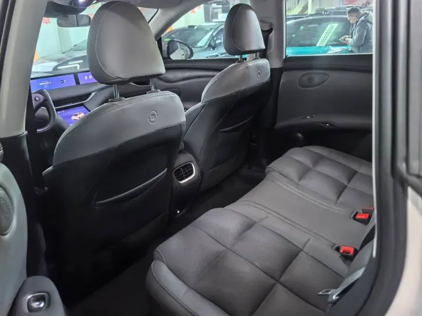 2023 IM LS6 BEV 71KWH,autocango,china used car exporter,china ev exporter,chinese used car exporter,chinese used ev exporter