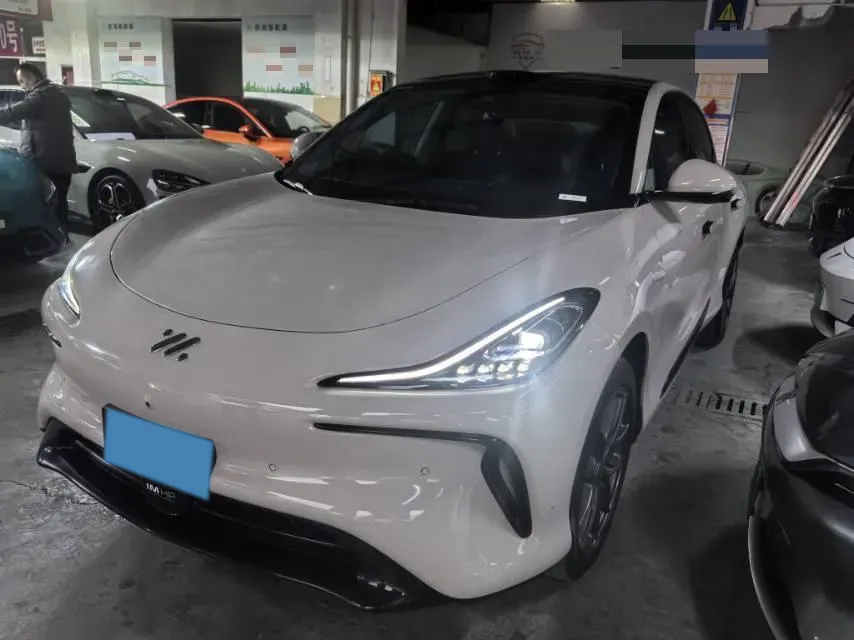 2023 IM LS6 BEV 71KWH,autocango,china used car exporter,china ev exporter,chinese used car exporter,chinese used ev exporter