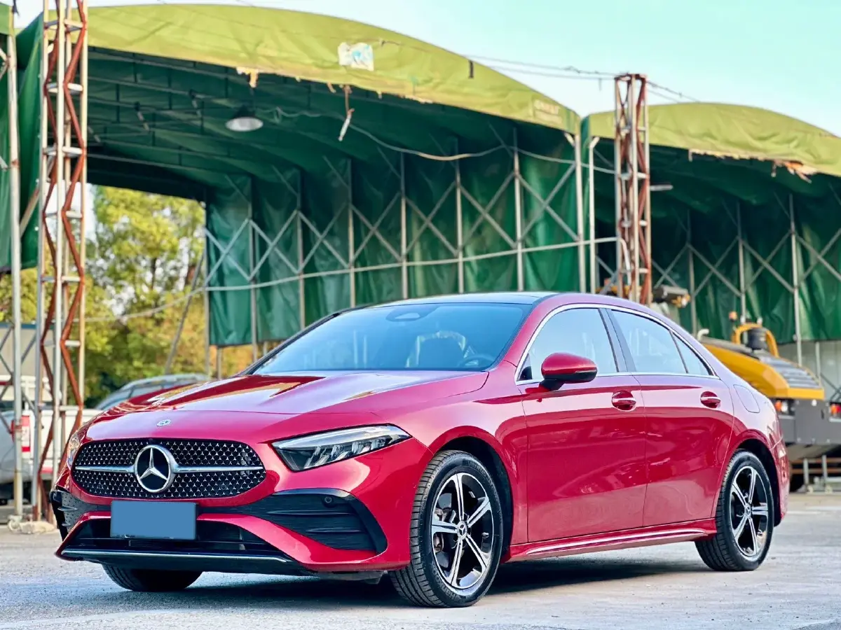 2023 Mercedes-Benz A Class 1.3T 163HP L4 7DCT