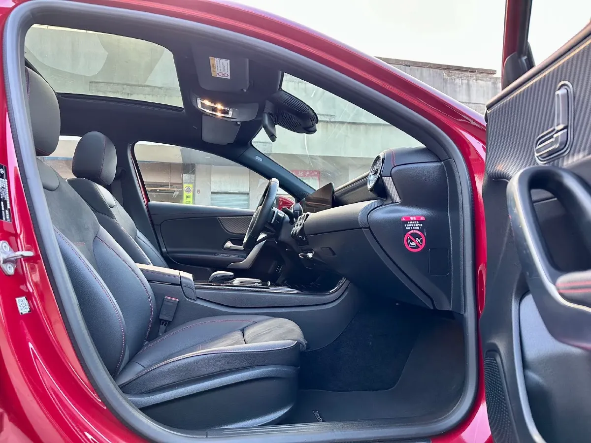 2023 Mercedes-Benz A Class 1.3T 163HP L4 7DCT,autocango,china used car exporter,china ev exporter,chinese used car exporter,chinese used ev exporter