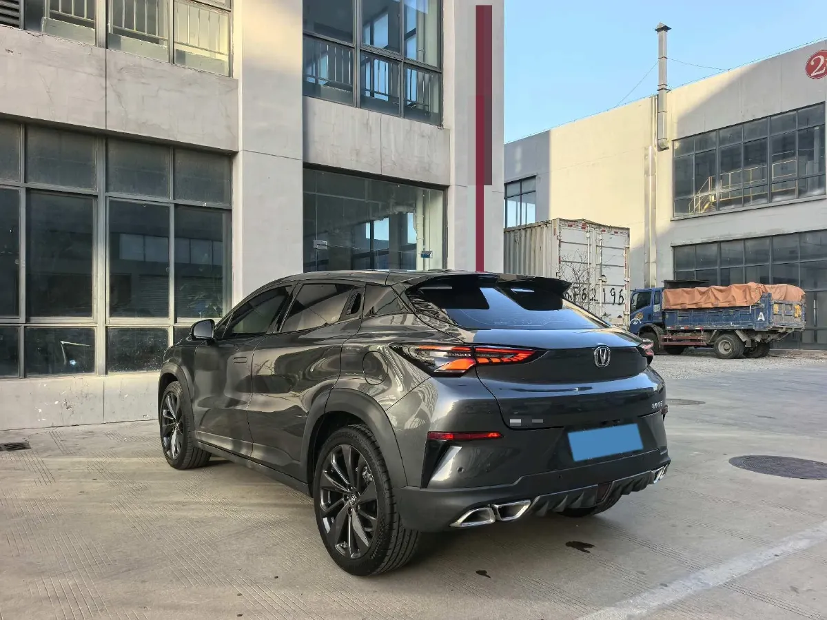 2020 ChangAn UNI-T 1.5T 180HP L4 7DCT,autocango,china used car exporter,china ev exporter,chinese used car exporter,chinese used ev exporter