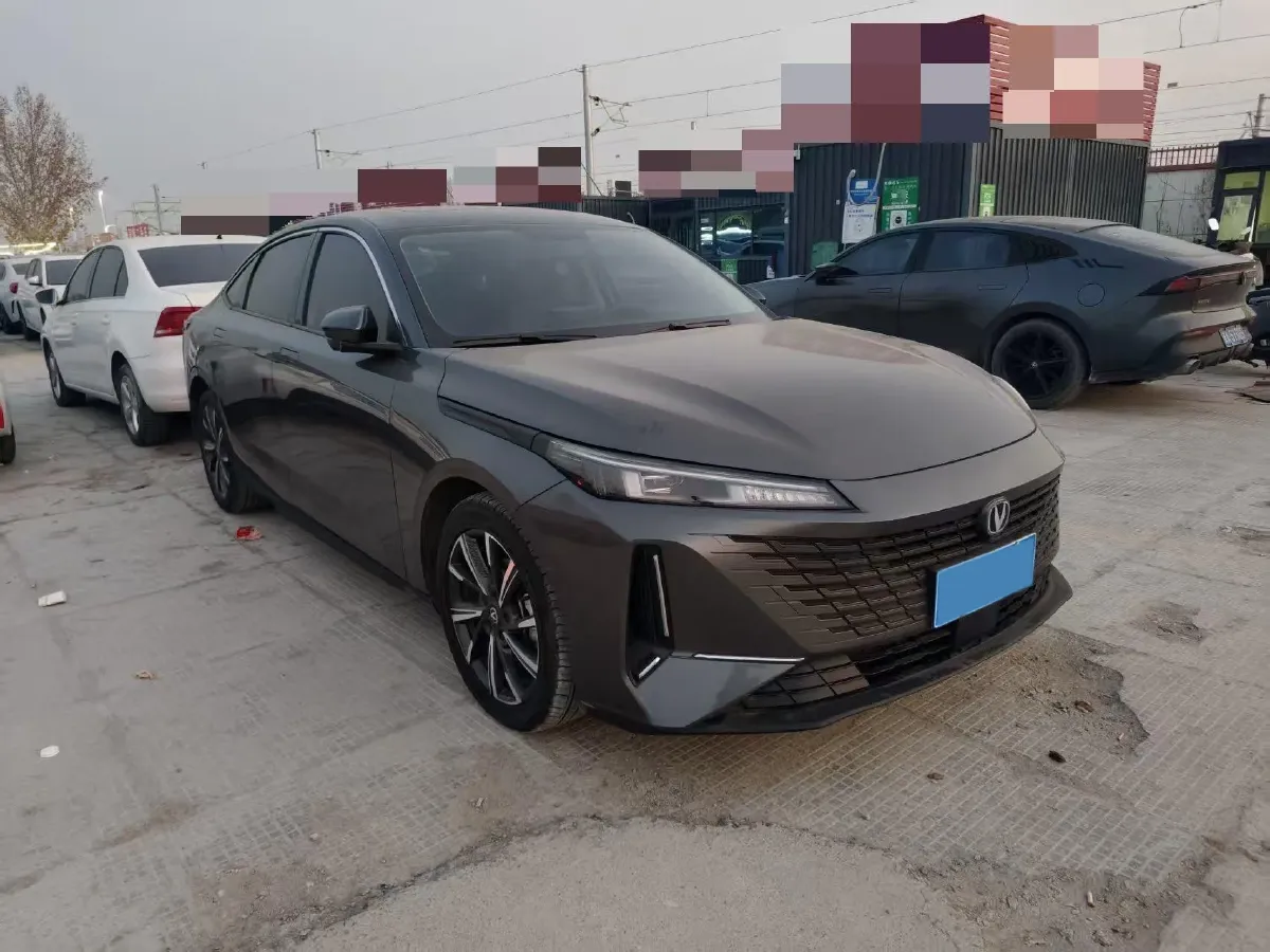 2023 ChangAn Oshan Z6 1.5T 188HP L4 7DCT,autocango,china used car exporter,china ev exporter,chinese used car exporter,chinese used ev exporter