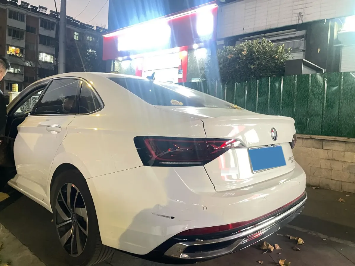 2024 Volkswagen Sagitar 1.5T 160HP L4 7DCT,autocango,china used car exporter,china ev exporter,chinese used car exporter,chinese used ev exporter