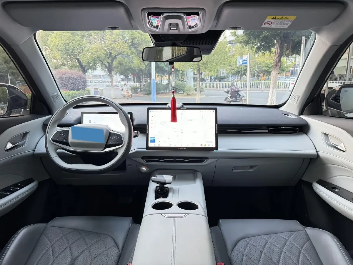 2024 ChangAn UNI-Z 1.5L 98HP L4 E-CVT PHEV 18.4KWH,autocango,china used car exporter,china ev exporter,chinese used car exporter,chinese used ev exporter