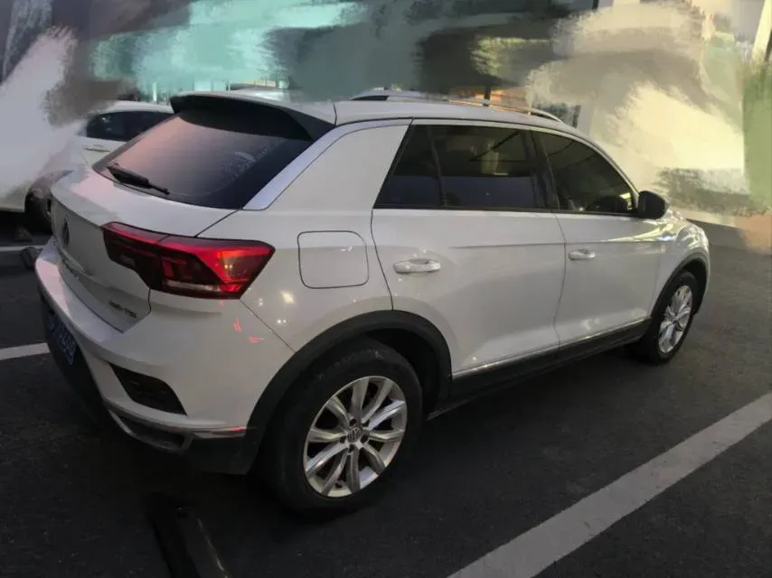 2020 Volkswagen T-Roc 1.4T 150HP L4 7DCT,autocango,china used car exporter,china ev exporter,chinese used car exporter,chinese used ev exporter