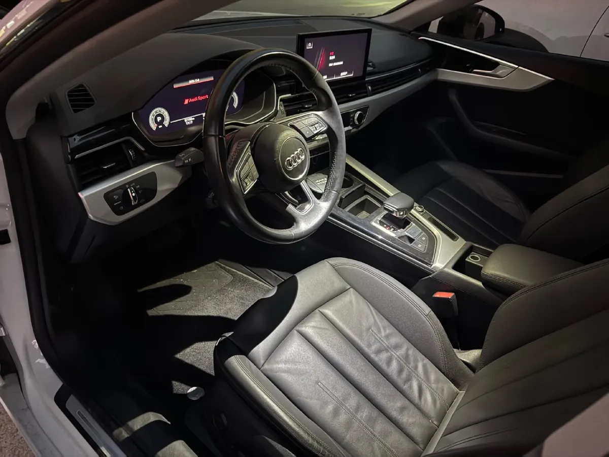 2021 Audi A5 2.0T 204HP L4 7DCT,autocango,china used car exporter,china ev exporter,chinese used car exporter,chinese used ev exporter