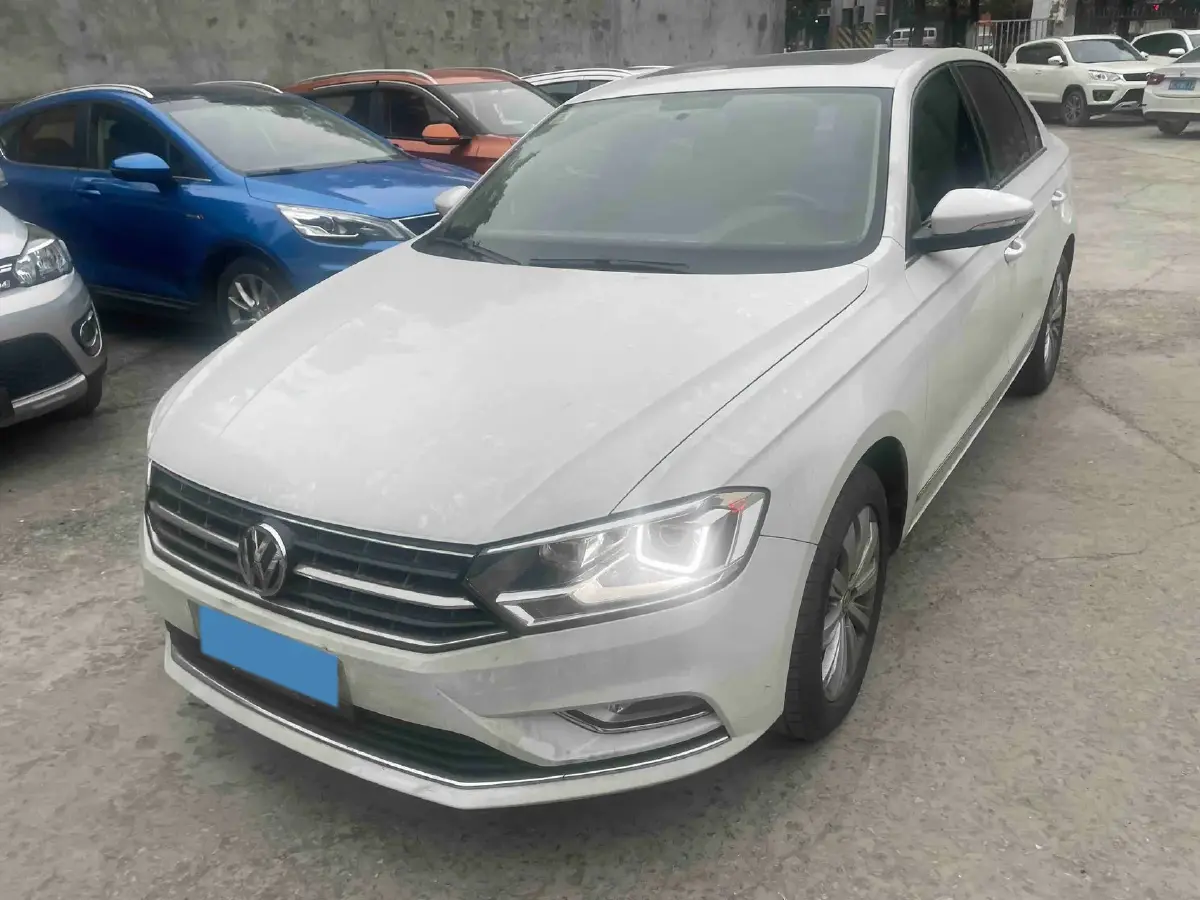 2017 Volkswagen Bora 1.4T 131HP L4 7DCT