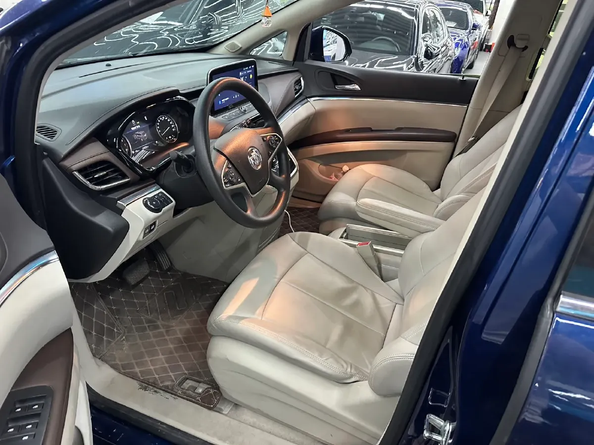 2022 Buick GL8 2.0T 237HP L4 9AT,autocango,china used car exporter,china ev exporter,chinese used car exporter,chinese used ev exporter