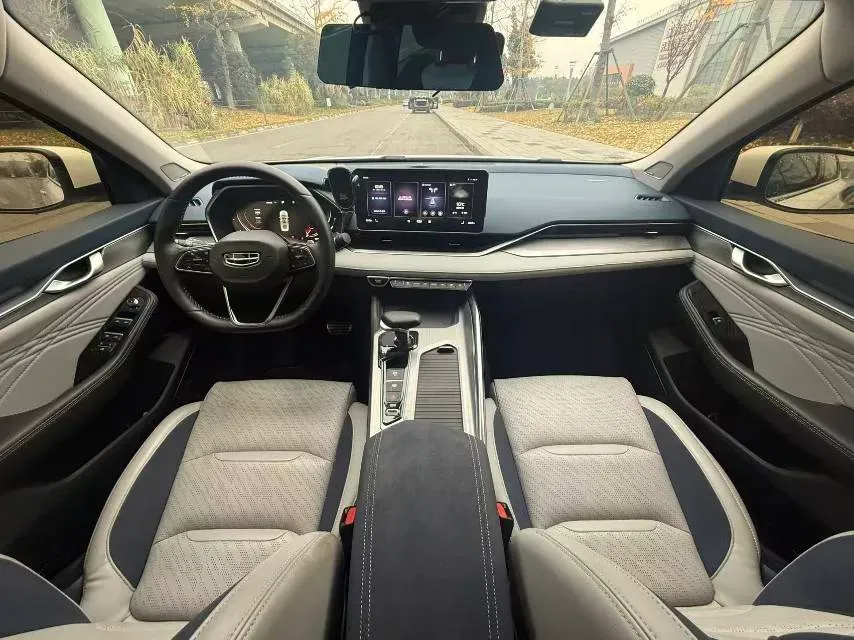 2020 Geely Tugella 2.0T 238HP L4 8AT,autocango,china used car exporter,china ev exporter,chinese used car exporter,chinese used ev exporter