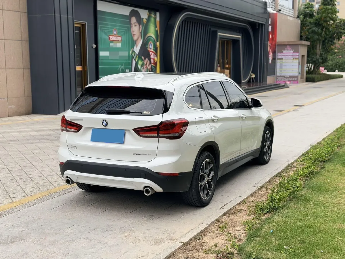 2022 BMW X1 2.0T 192HP L4 7DCT,autocango,china used car exporter,china ev exporter,chinese used car exporter,chinese used ev exporter