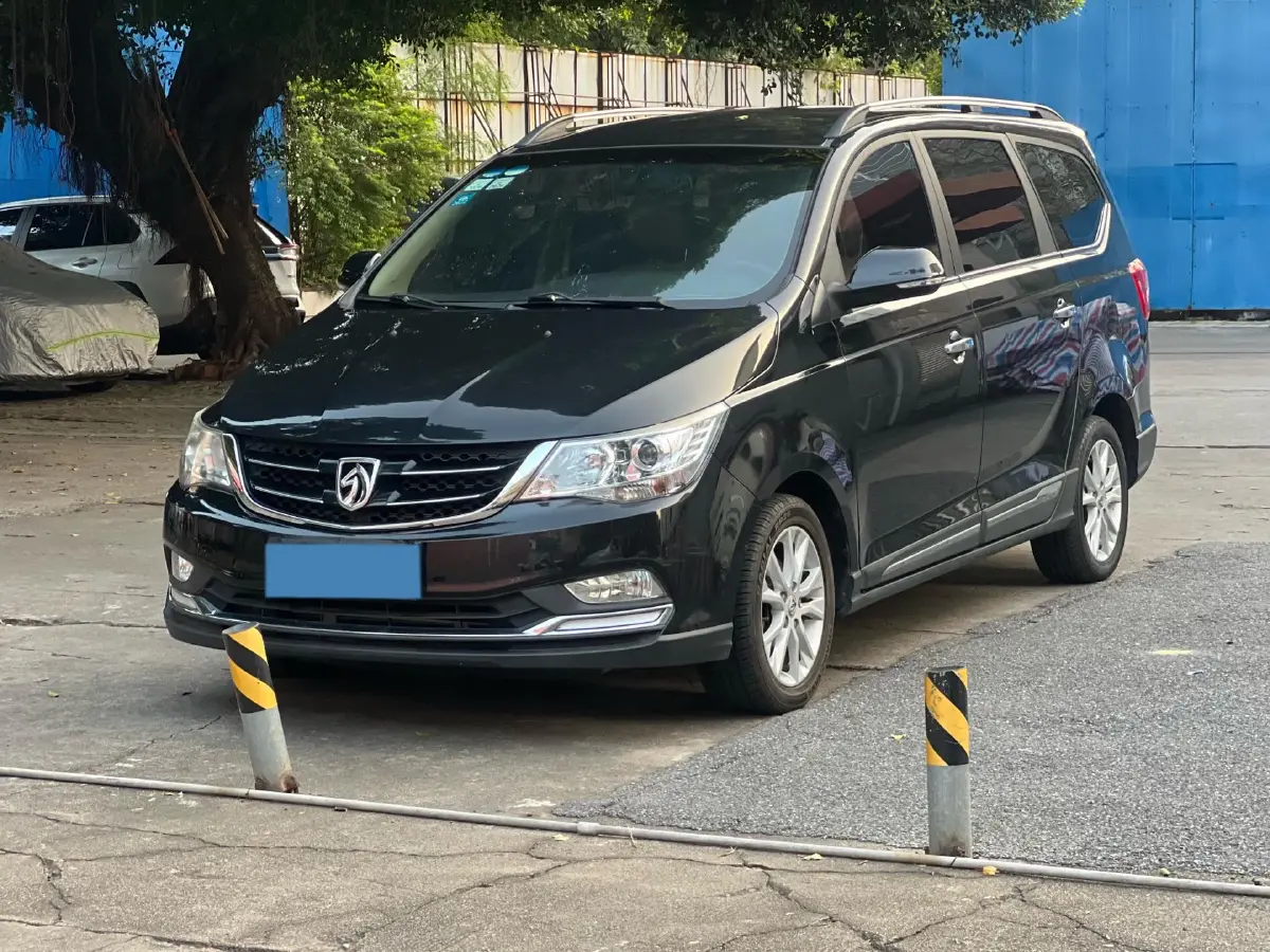 2016 BaoJun 730 1.5L 112HP L4 5MT