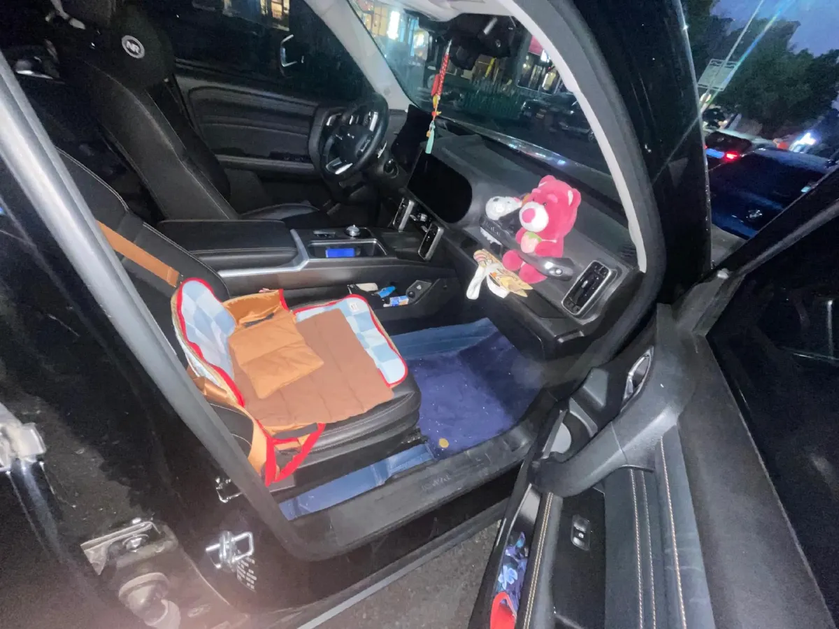 2022 Haval Dargo 1.5T 184HP L4 7DCT,autocango,china used car exporter,china ev exporter,chinese used car exporter,chinese used ev exporter