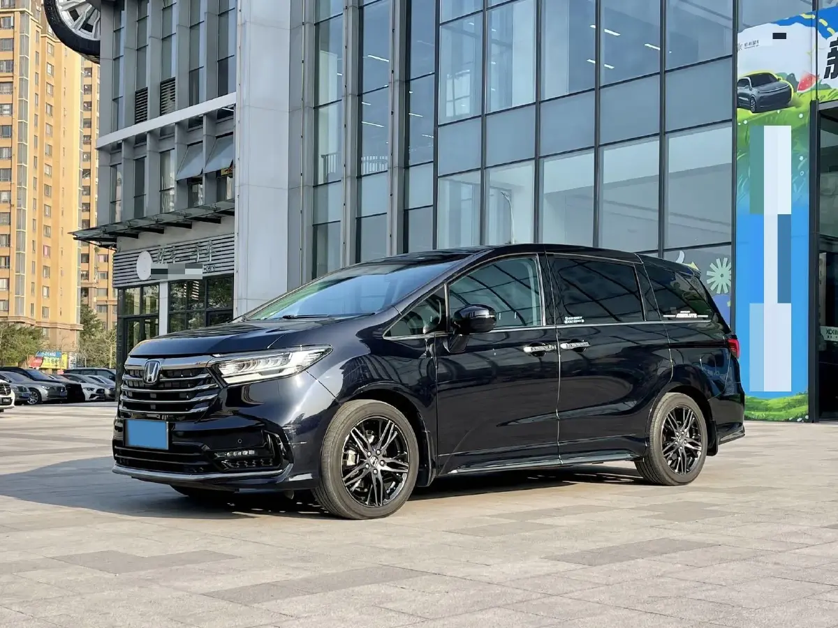 2022 Honda Odyssey 2.0L 146HP L4 E-CVT Hybrid