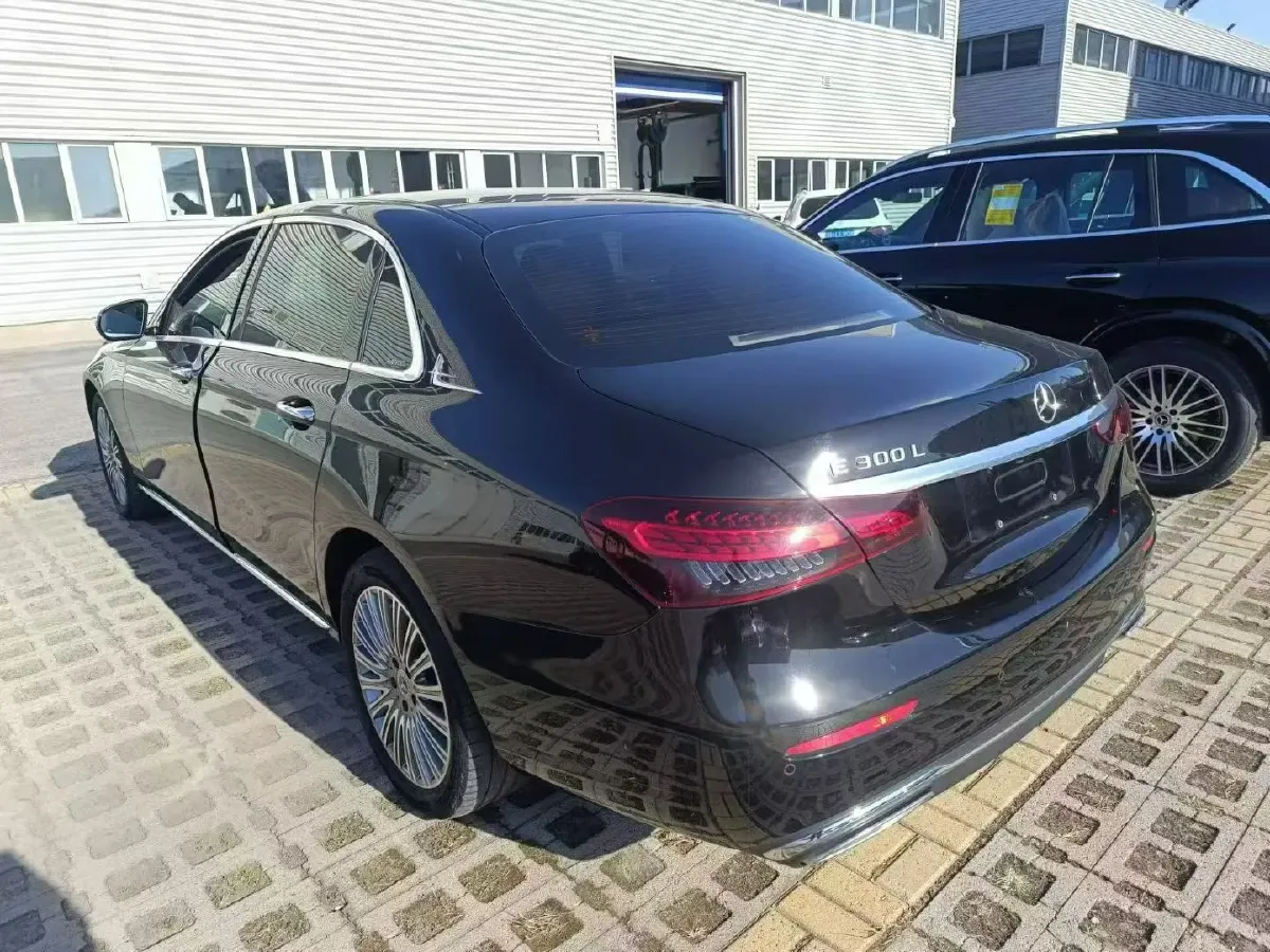 2021 Mercedes-Benz E Class 2.0T 258HP L4 9AT,autocango,china used car exporter,china ev exporter,chinese used car exporter,chinese used ev exporter