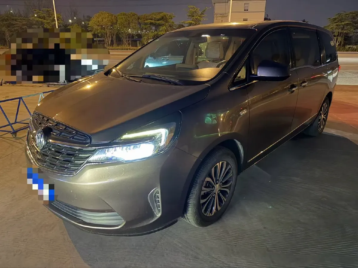 2022 Buick GL8 2.0T 237HP L4 9AT,autocango,china used car exporter,china ev exporter,chinese used car exporter,chinese used ev exporter