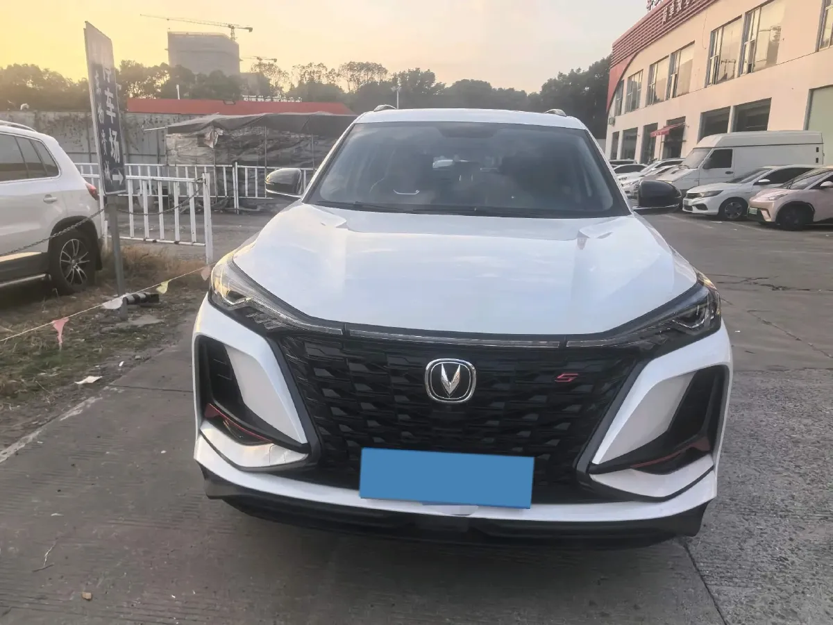 2021 ChangAn CS75 Plus 1.5T 178HP L4 6AT,autocango,china used car exporter,china ev exporter,chinese used car exporter,chinese used ev exporter