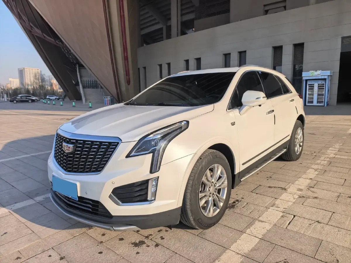 2021 Cadillac XT5 2.0T 237HP L4 9AT