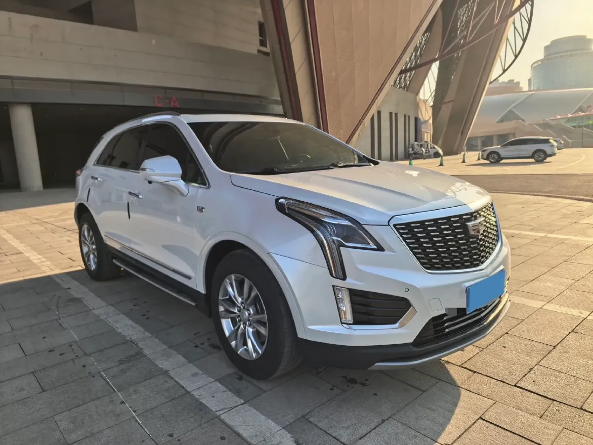2021 Cadillac XT5 2.0T 237HP L4 9AT,autocango,china used car exporter,china ev exporter,chinese used car exporter,chinese used ev exporter