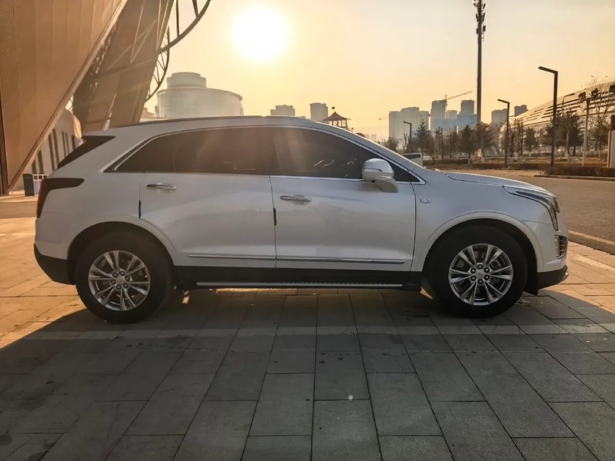 2021 Cadillac XT5 2.0T 237HP L4 9AT,autocango,china used car exporter,china ev exporter,chinese used car exporter,chinese used ev exporter