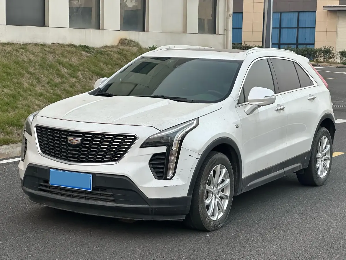 2021 Cadillac XT4 2.0T 237HP L4 9AT
