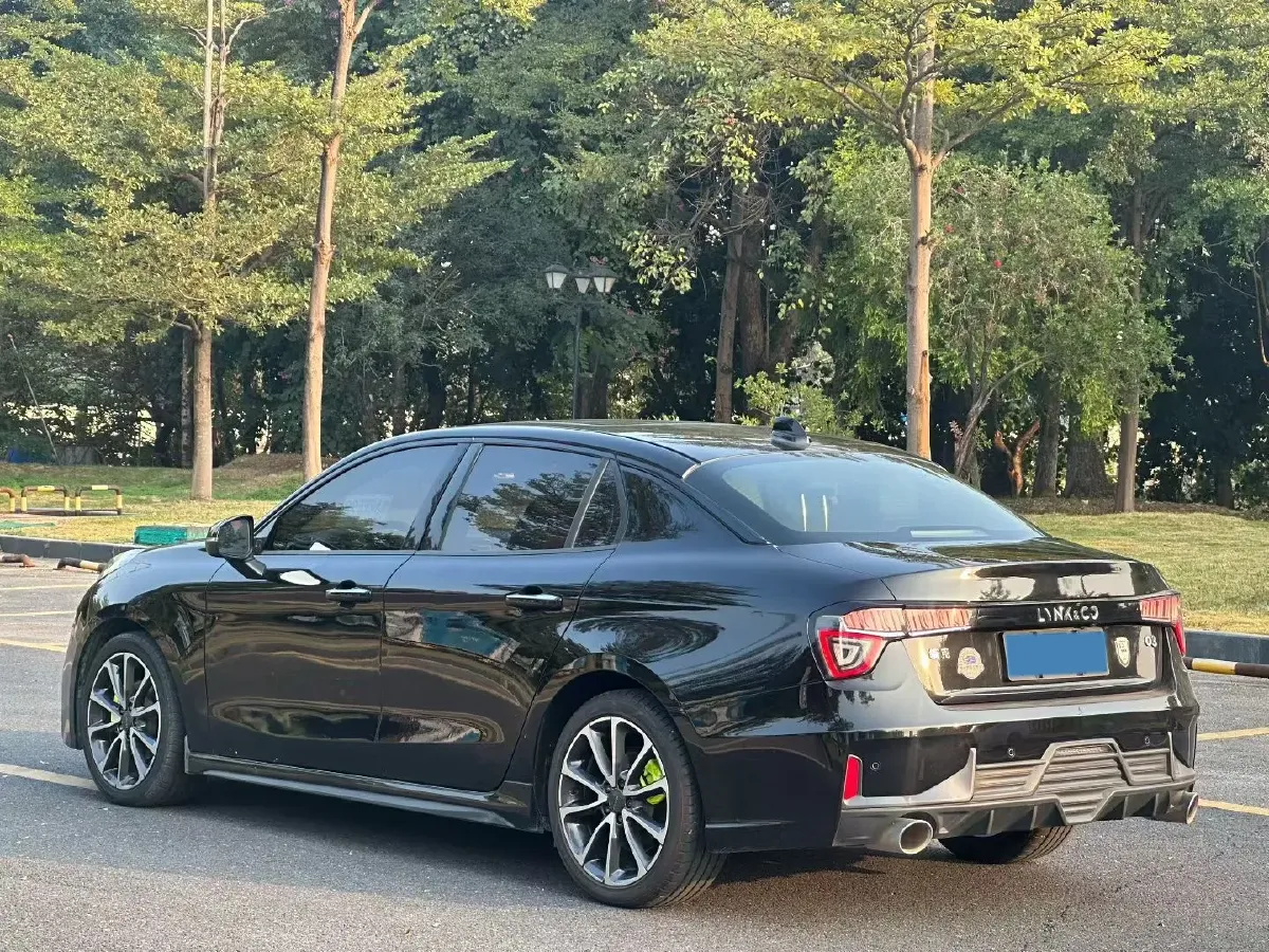 2019 Qoros 5 1.6T 197HP L4 7DCT,autocango,china used car exporter,china ev exporter,chinese used car exporter,chinese used ev exporter