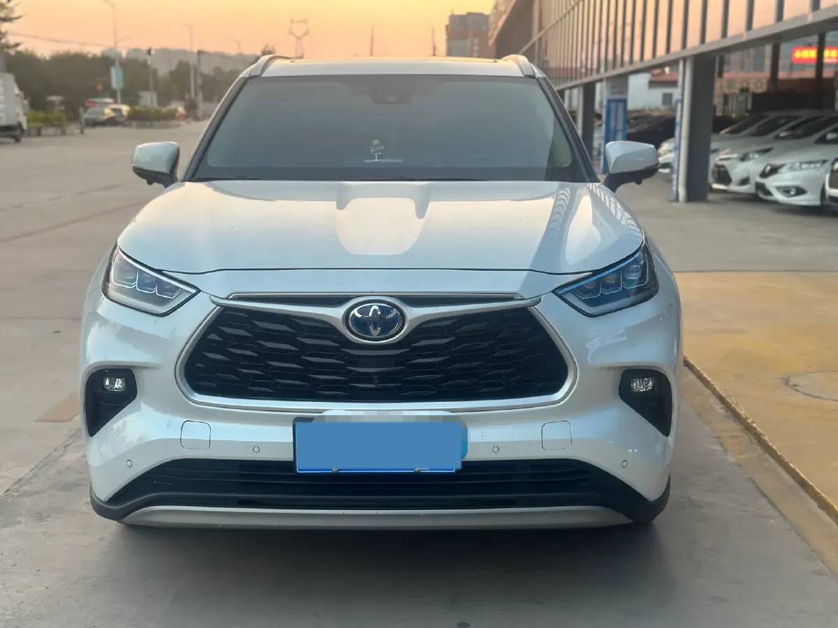 2022 Toyota Highlander 2.5L 192HP L4 E-CVT Hybrid,autocango,china used car exporter,china ev exporter,chinese used car exporter,chinese used ev exporter