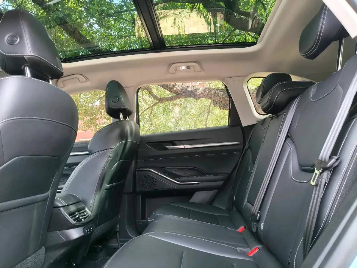 2023 Haval H6 1.5T 154HP L4 2DHT PHEV 9.4KWH,autocango,china used car exporter,china ev exporter,chinese used car exporter,chinese used ev exporter