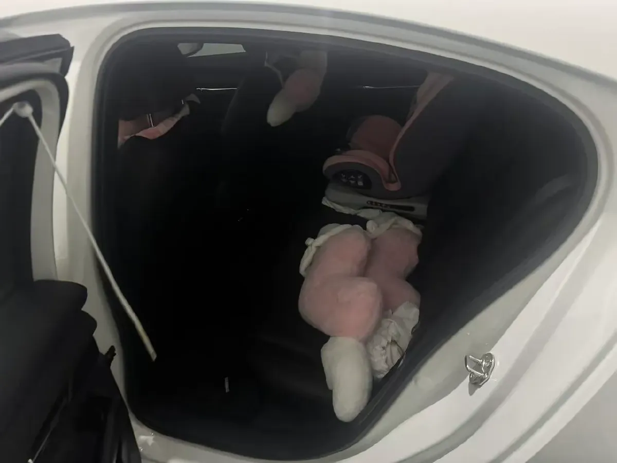 2023 Mazda 3 Axela 2.0L 158HP L4 6AT,autocango,china used car exporter,china ev exporter,chinese used car exporter,chinese used ev exporter