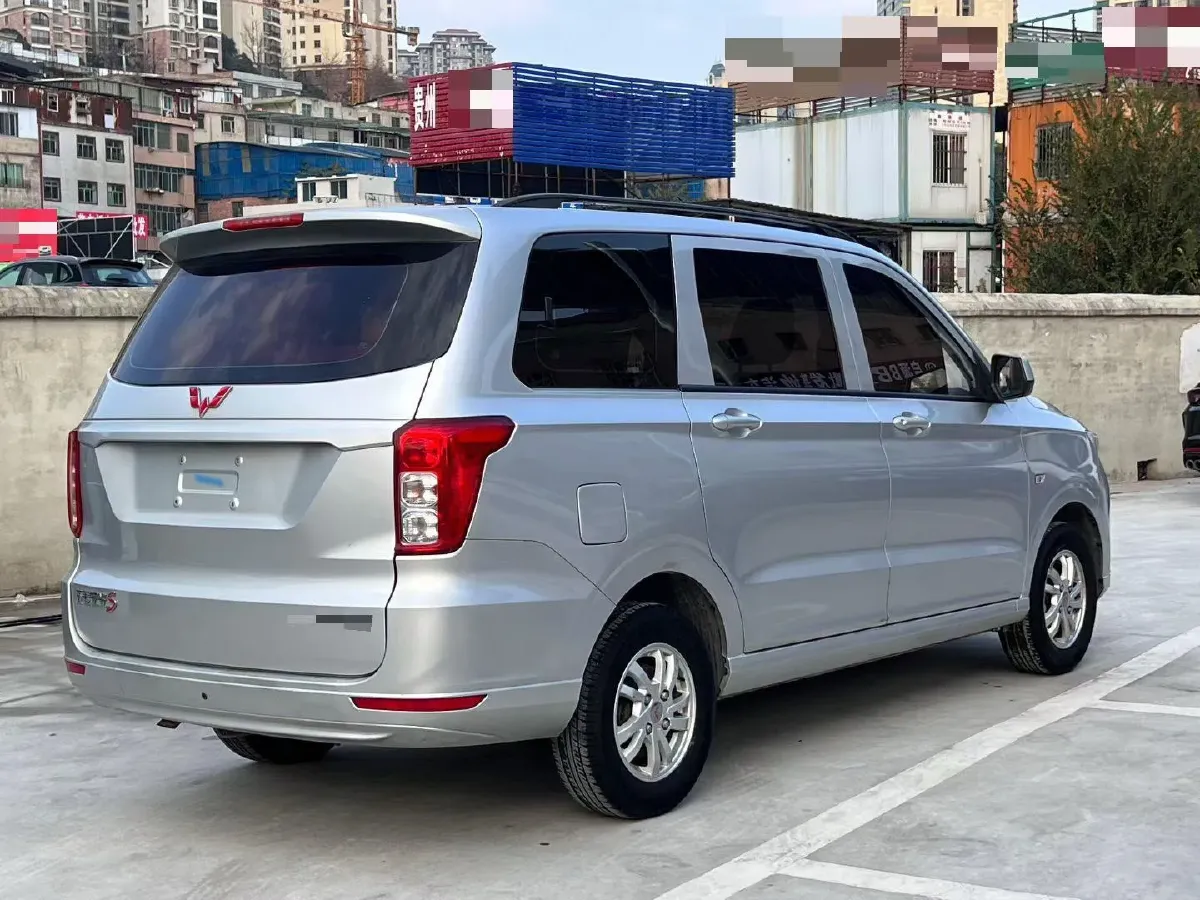 2019 WuLing HongGuang 1.5L 99HP L4 6MT,autocango,china used car exporter,china ev exporter,chinese used car exporter,chinese used ev exporter
