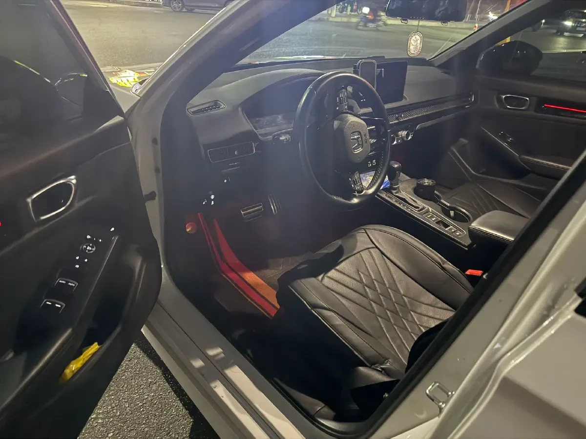 2022 Honda Civic 1.5T 182HP L4 CVT,autocango,china used car exporter,china ev exporter,chinese used car exporter,chinese used ev exporter