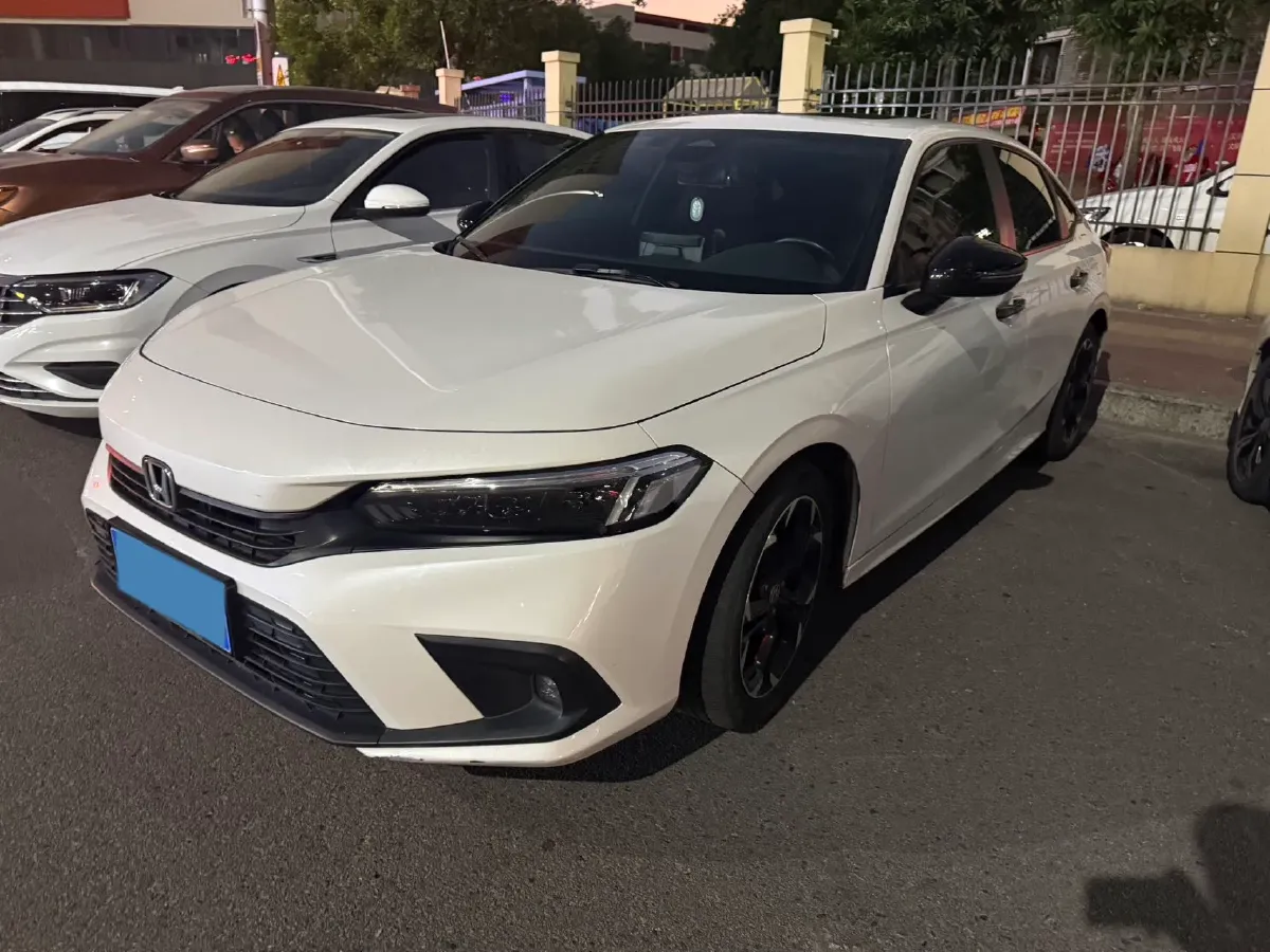 2022 Honda Civic 1.5T 182HP L4 CVT,autocango,china used car exporter,china ev exporter,chinese used car exporter,chinese used ev exporter