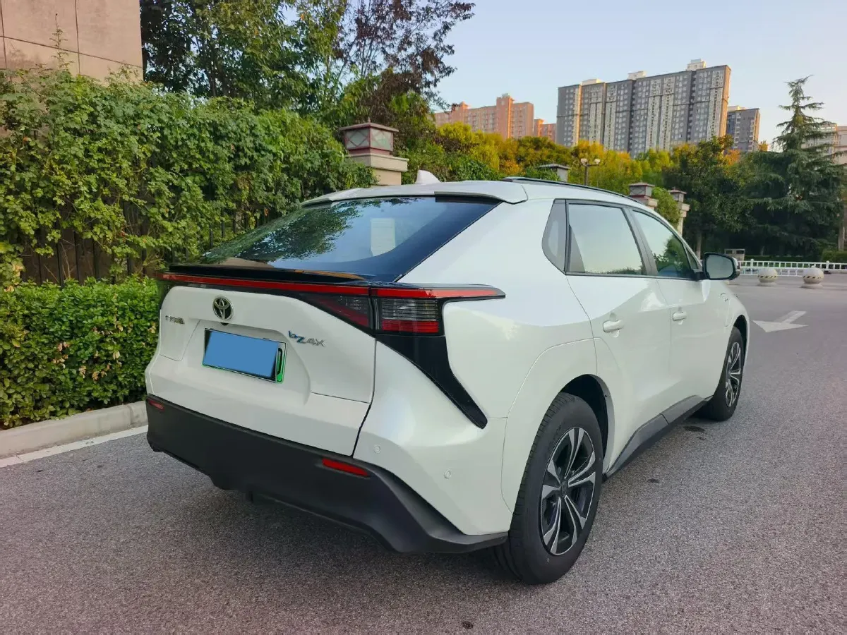 2024 Toyota BZ4X BEV 66.7KWH,autocango,china used car exporter,china ev exporter,chinese used car exporter,chinese used ev exporter