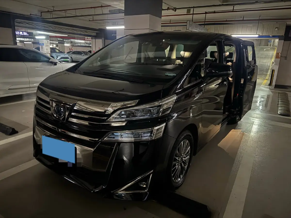 2019 Toyota Vellfire 2.5L 117HP L4 E-CVT Hybrid
