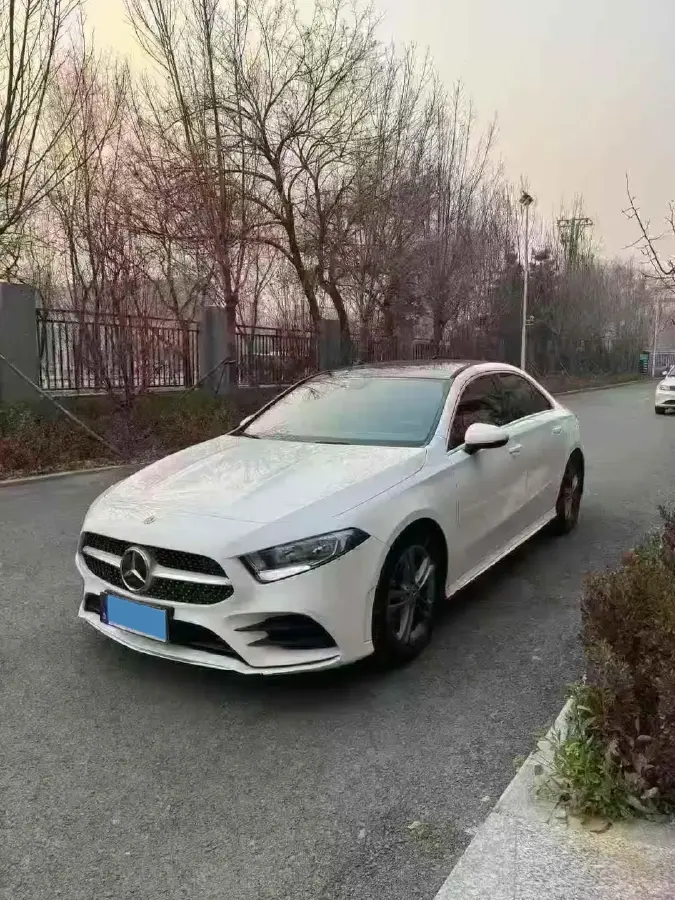 2021 Mercedes-Benz A Class 1.3T 136HP L4 7DCT