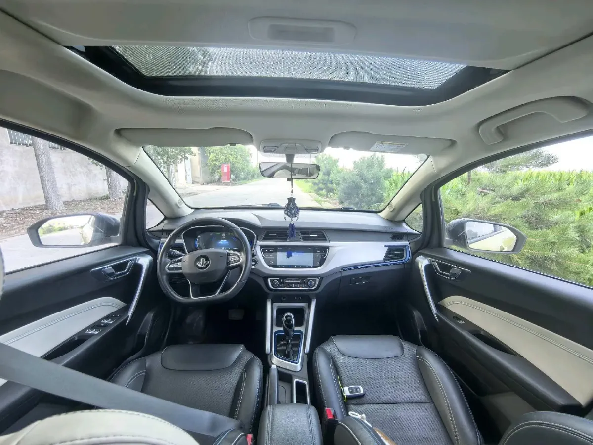 2020 Livan Maple 30X BEV 37KWH,autocango,china used car exporter,china ev exporter,chinese used car exporter,chinese used ev exporter