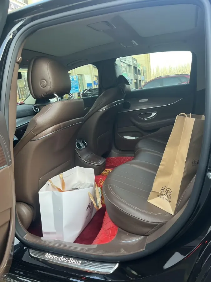 2022 Mercedes-Benz GLC Class 2.0T 258HP L4 9AT,autocango,china used car exporter,china ev exporter,chinese used car exporter,chinese used ev exporter