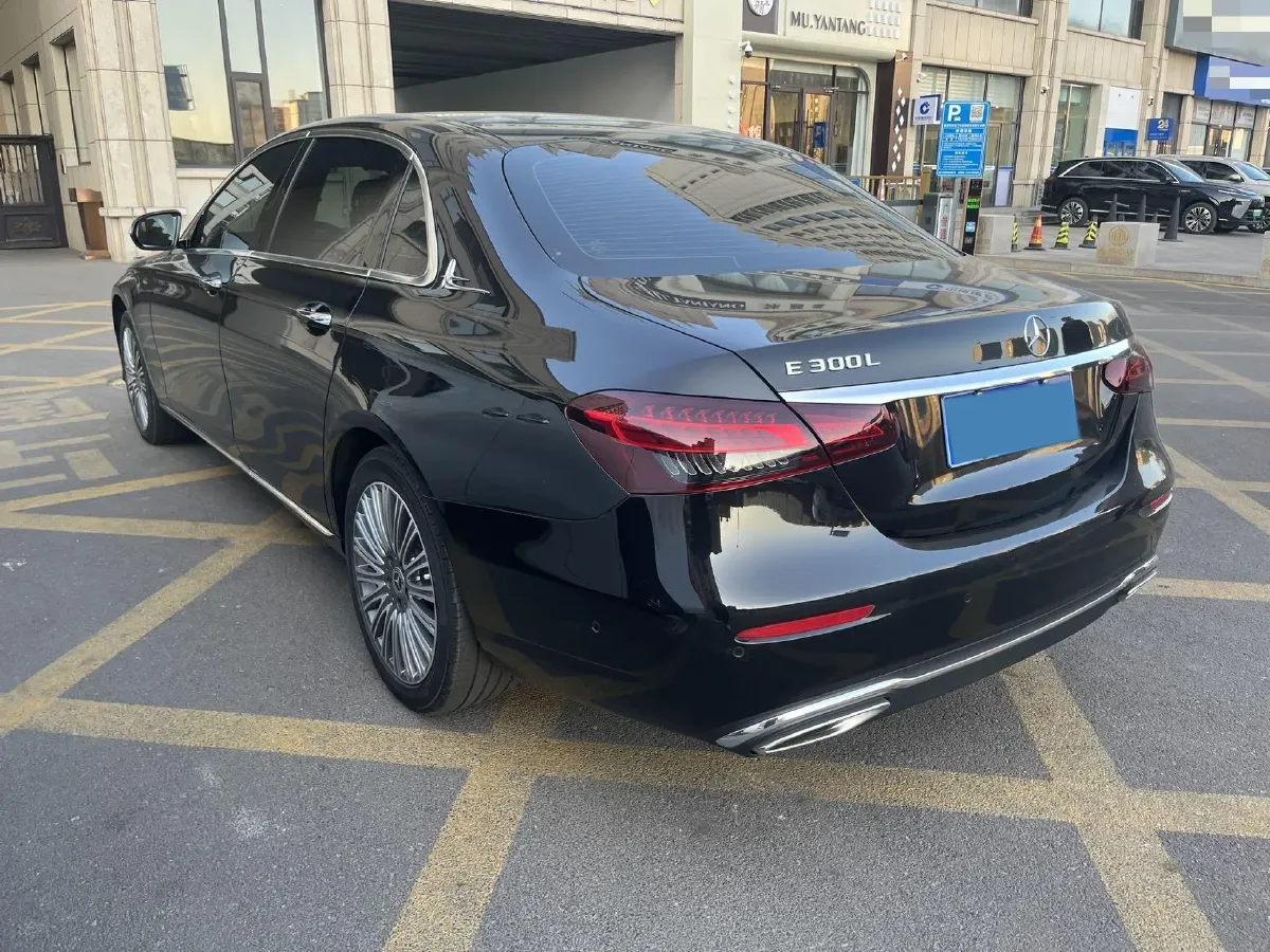 2022 Mercedes-Benz GLC Class 2.0T 258HP L4 9AT,autocango,china used car exporter,china ev exporter,chinese used car exporter,chinese used ev exporter