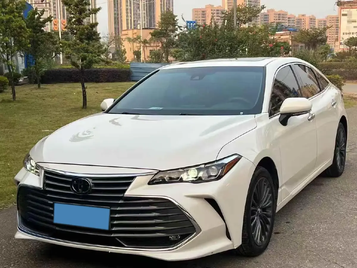 2019 Toyota Avalon 2.0L 178HP L4 CVT 2019 Toyota Avalon 2.0L 178HP L4 CVT